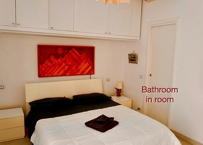 Entire Flat At Last Floor In Piazza Bologna Апартаменты