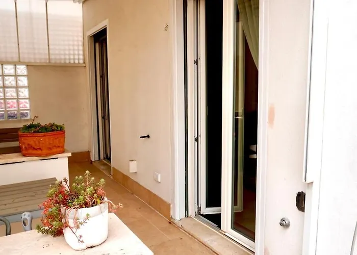 Апартаменты Entire Flat At Last Floor In Piazza Bologna Рим
