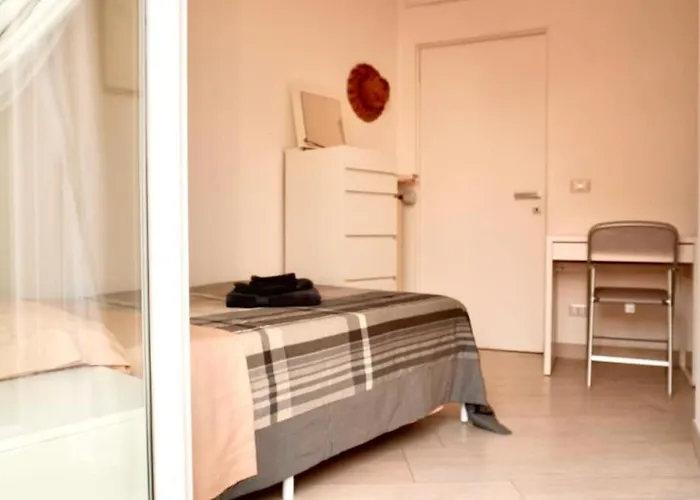 Entire Flat At Last Floor In Piazza Bologna * Рим