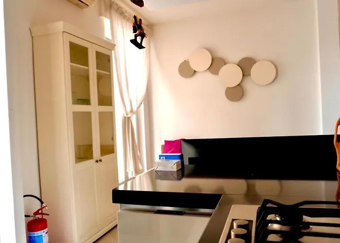 Entire Flat At Last Floor In Piazza Bologna Апартаменты