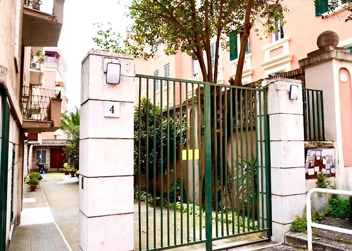 Entire Flat At Last Floor In Piazza Bologna Рим